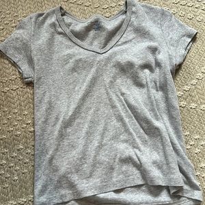 Brandy Melville V - Neck